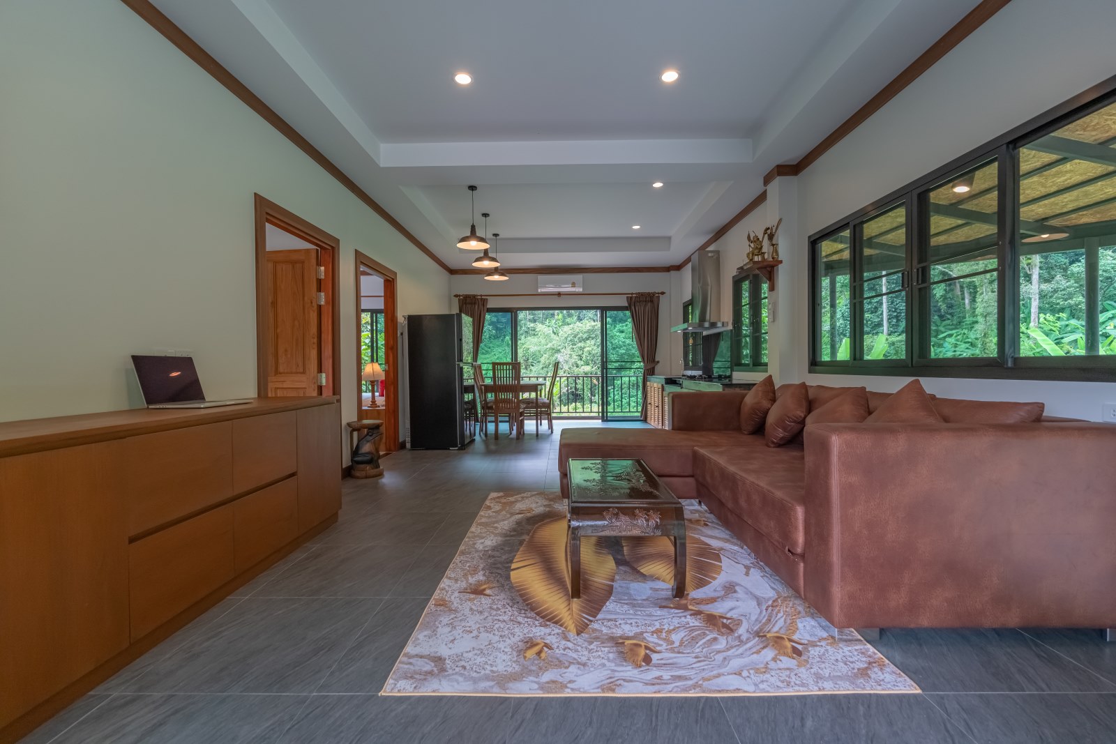 prodej-exkluzivni-vily-nai-thon-phuket-13